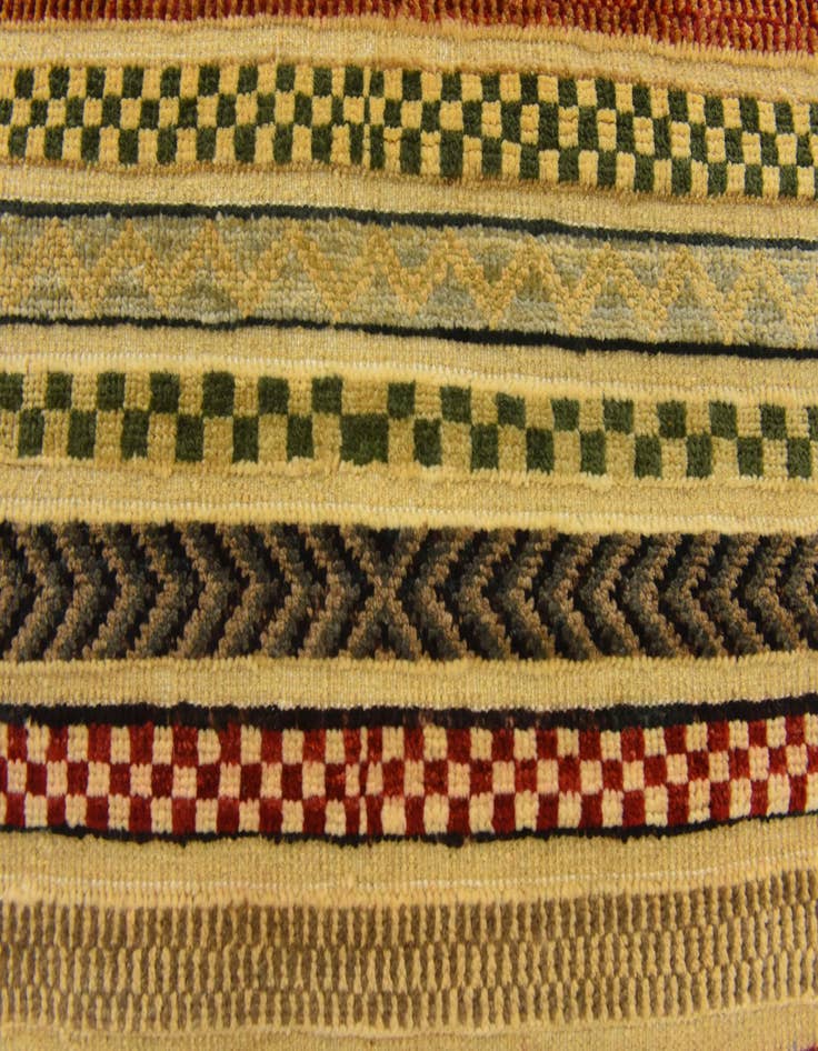 Detail image of  2' 9 x 3' 9  Hand Knotted Modern Ziegler Rug