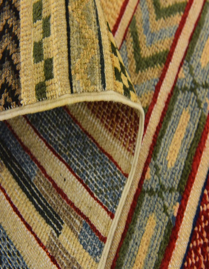 Detail image of  2' 9 x 3' 9  Hand Knotted Modern Ziegler Rug