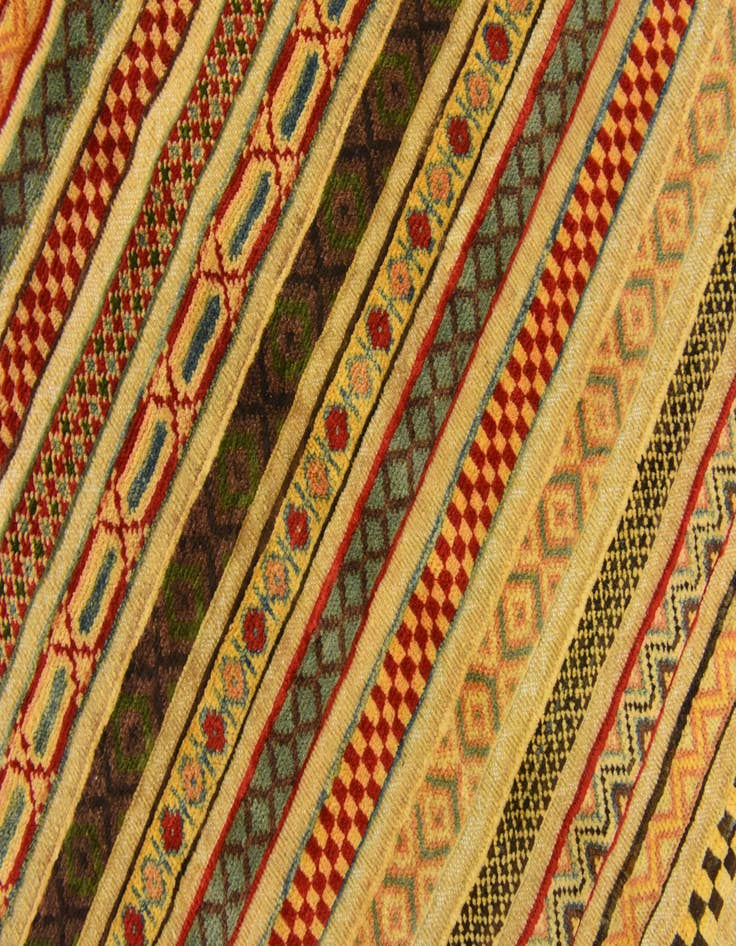 Detail image of  3' x 3' 11  Hand Knotted Modern Ziegler Rug