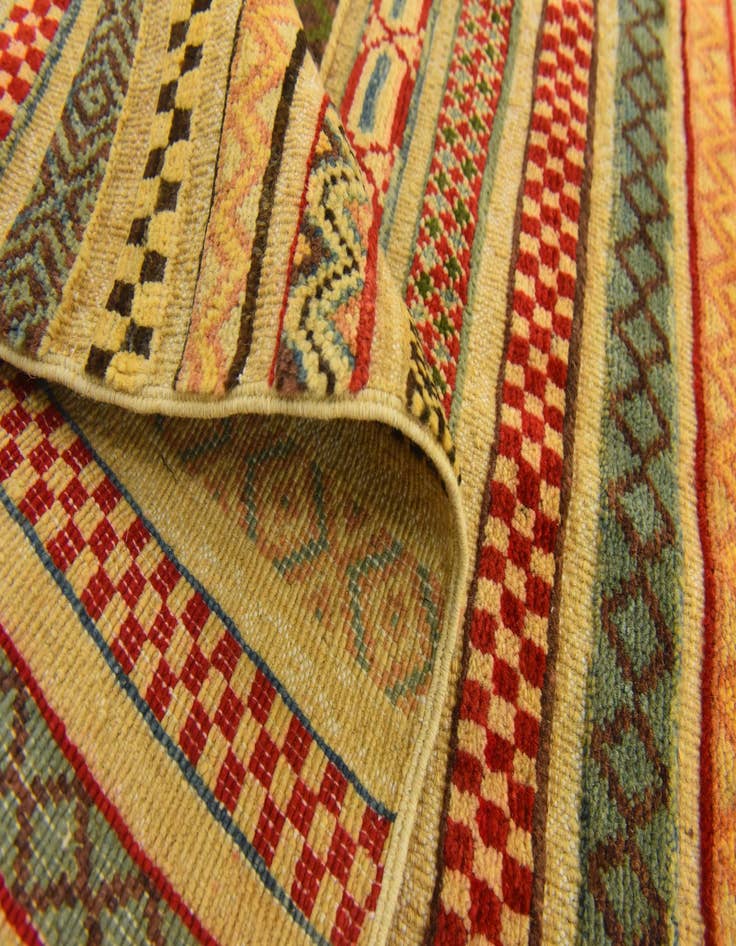 Detail image of  3' x 3' 11  Hand Knotted Modern Ziegler Rug