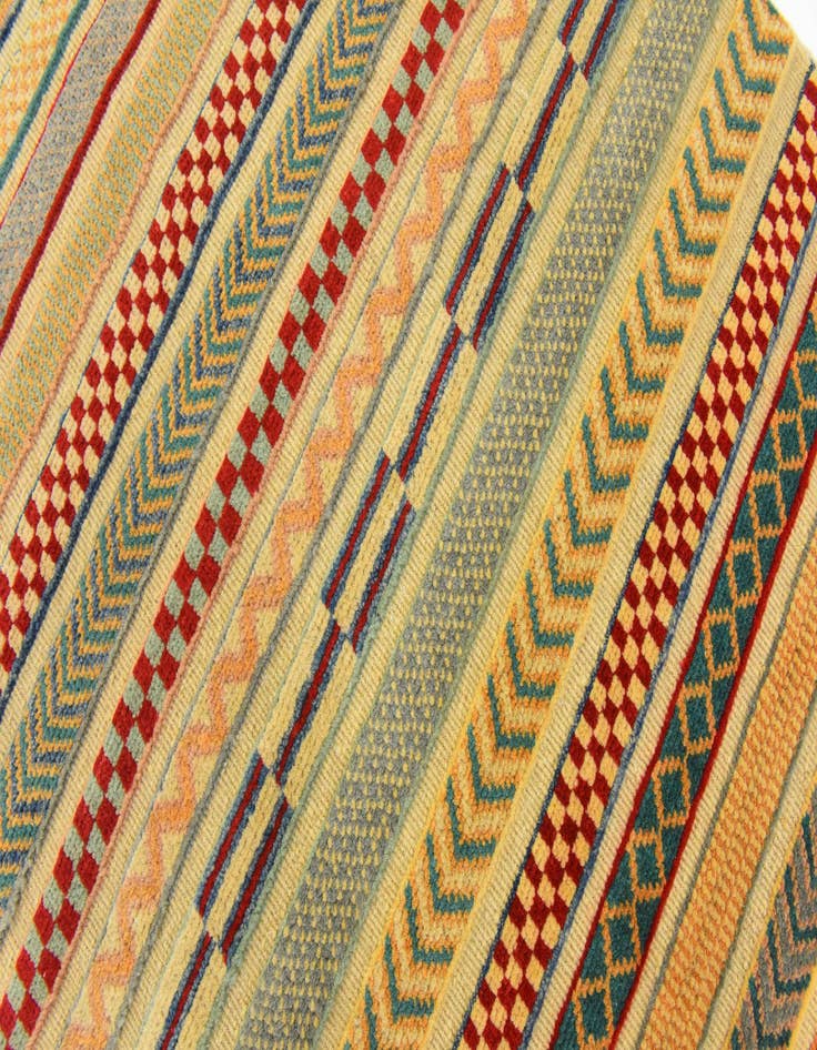 Detail image of  2' 7 x 4'  Hand Knotted Modern Ziegler Rug