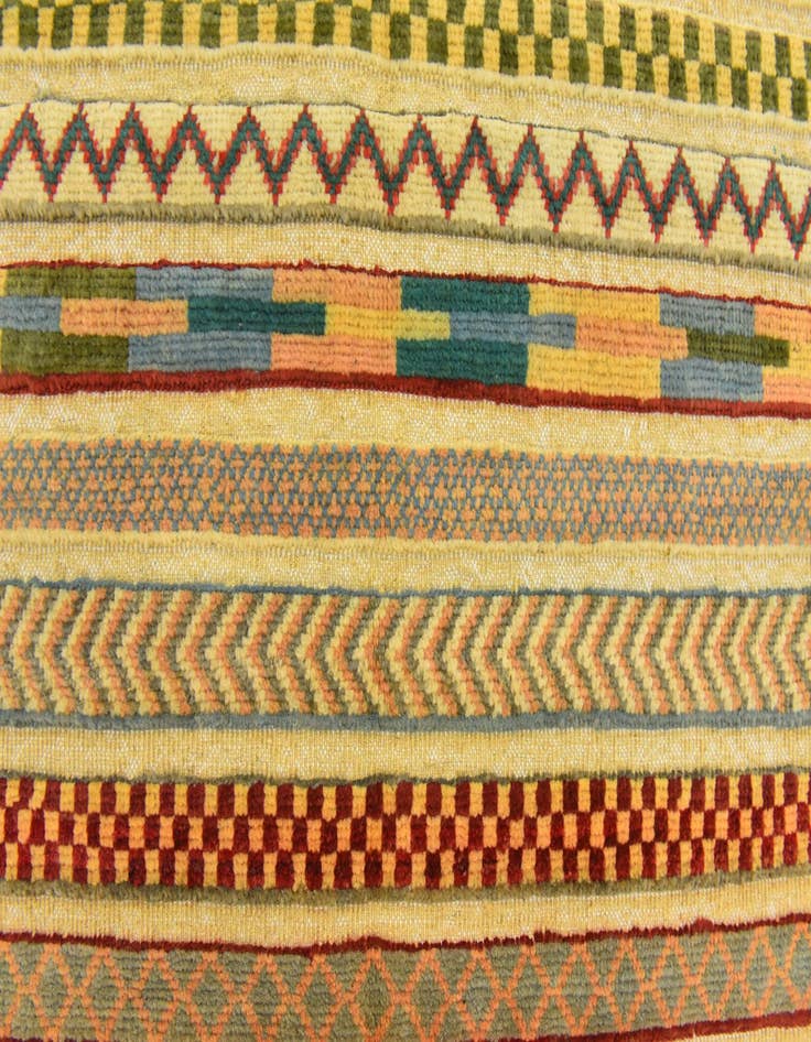 Detail image of  2' 8 x 4'  Hand Knotted Modern Ziegler Rug