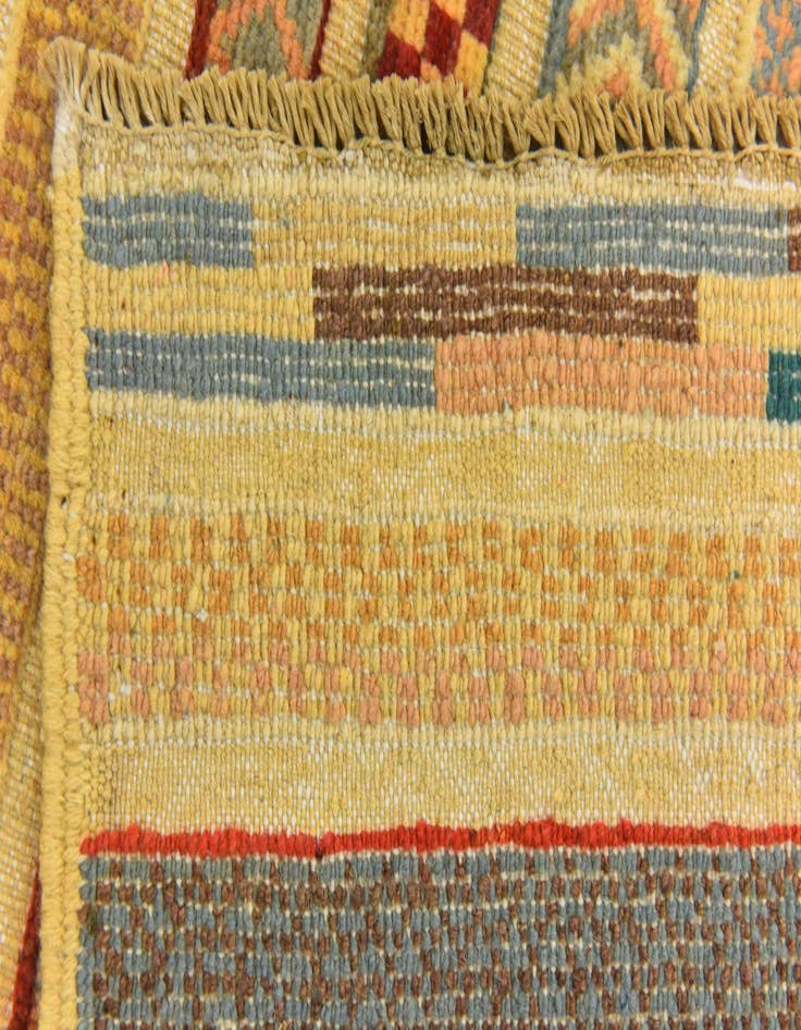 Detail image of  2' 8 x 4'  Hand Knotted Modern Ziegler Rug