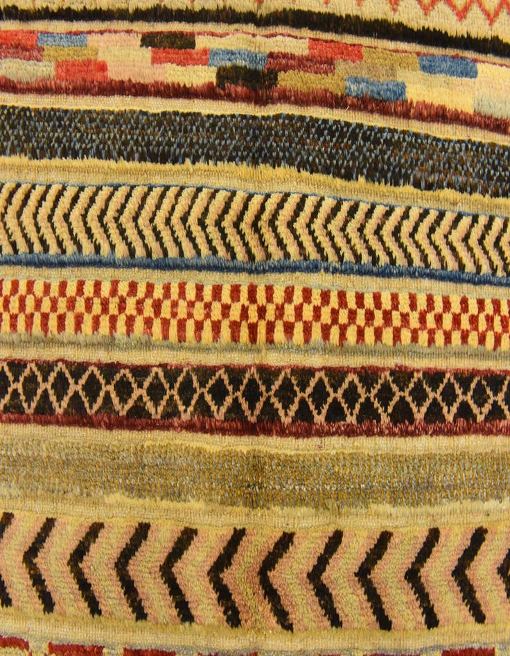 Detail image of  2' 9 x 3' 11  Hand Knotted Modern Ziegler Rug