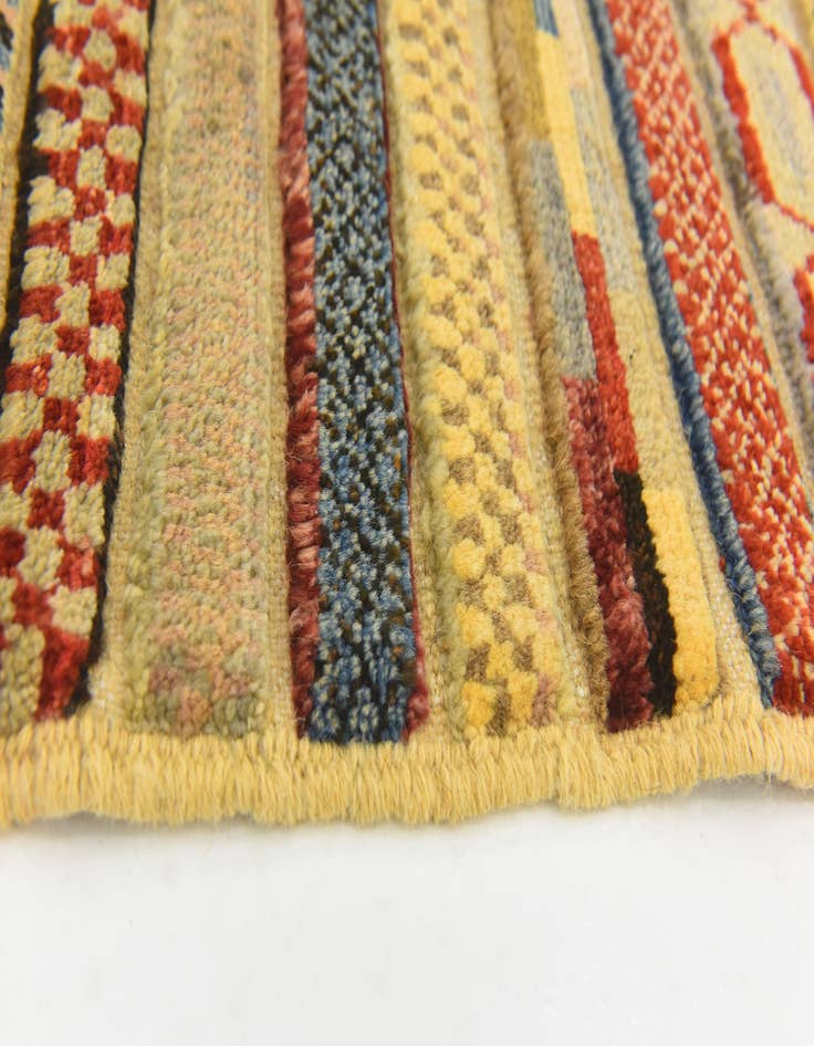 Detail image of  2' 9 x 3' 11  Hand Knotted Modern Ziegler Rug