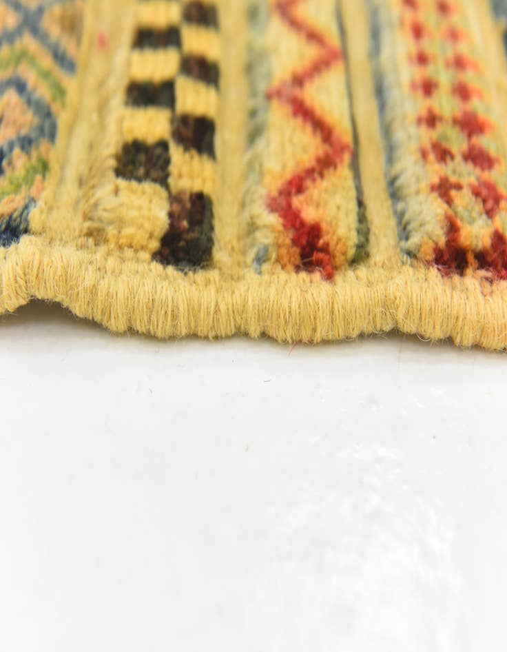 Detail image of  2' 10 x 4' 1  Hand Knotted Modern Ziegler Rug