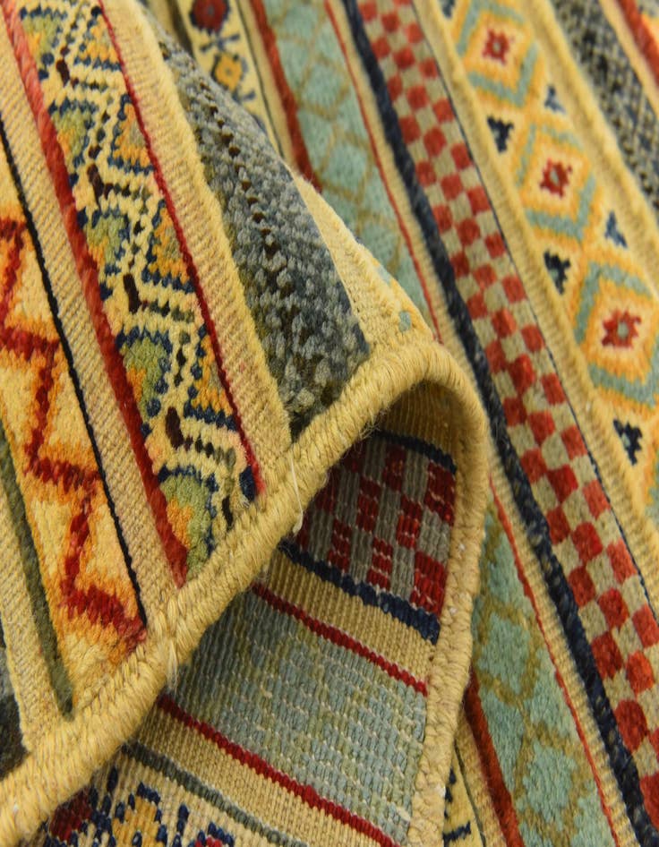 Detail image of  3' 9 x 6' 1  Hand Knotted Modern Ziegler Rug