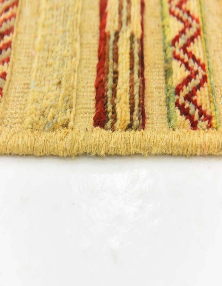 Detail image of  3' 10 x 5' 10  Hand Knotted Modern Ziegler Rug