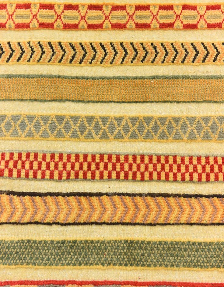 Detail image of  2' 7 x 3' 11  Hand Knotted Modern Ziegler Rug