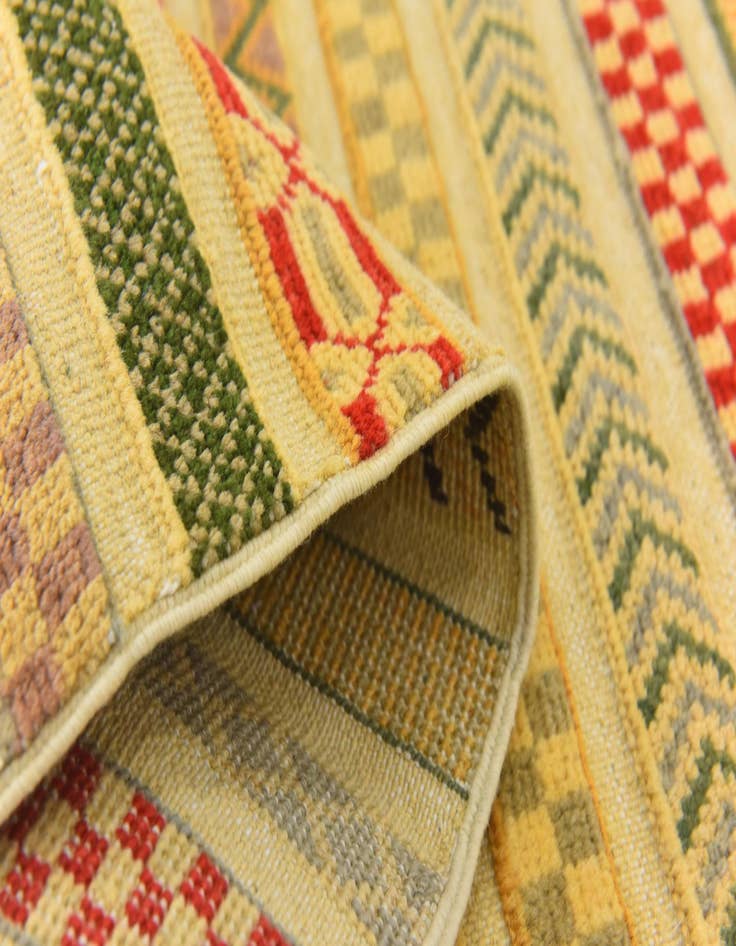 Detail image of  2' 7 x 3' 11  Hand Knotted Modern Ziegler Rug