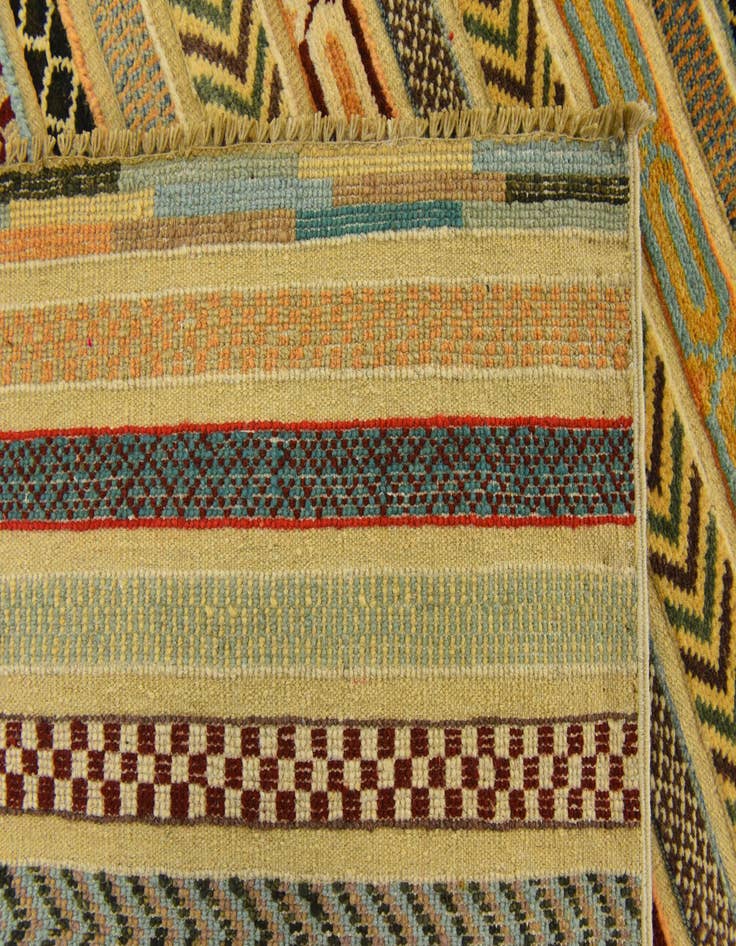 Detail image of  3' 11 x 5' 10  Hand Knotted Modern Ziegler Rug