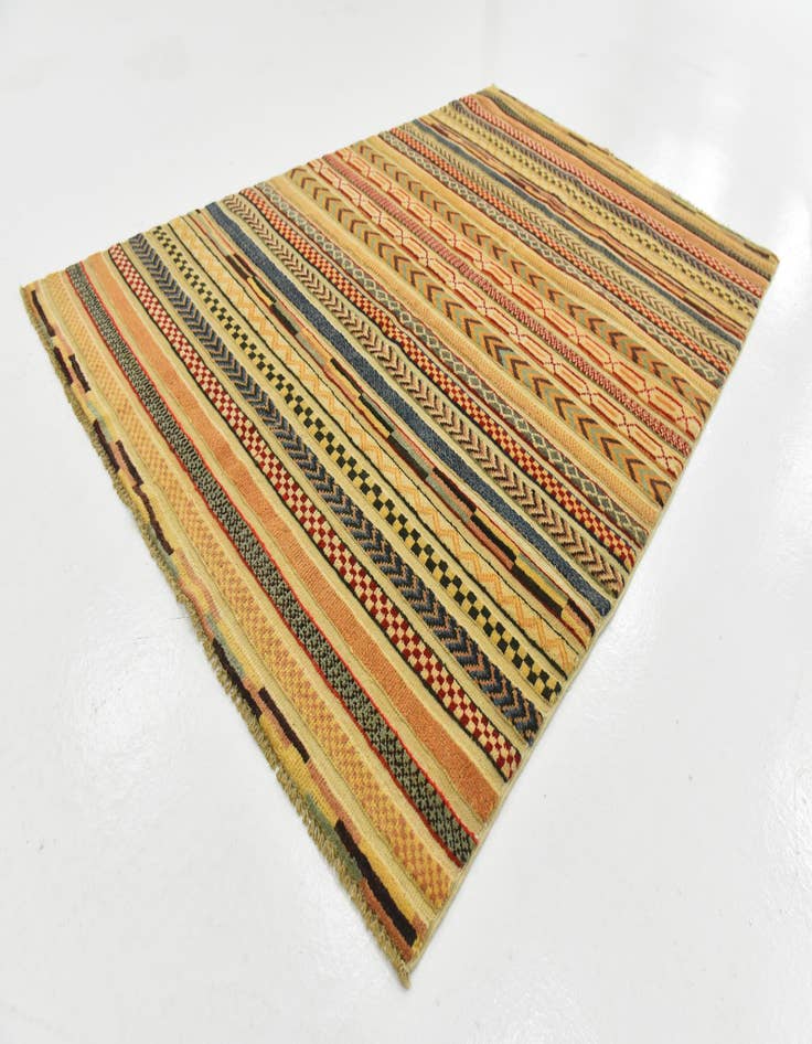 Detail image of  3' 9 x 5' 10  Hand Knotted Modern Ziegler Rug