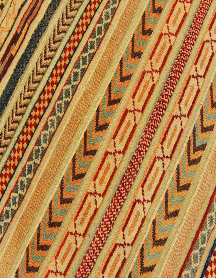 Detail image of  3' 9 x 5' 10  Hand Knotted Modern Ziegler Rug