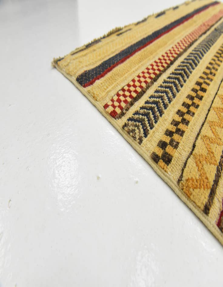 Detail image of  4' x 6'  Hand Knotted Modern Ziegler Rug