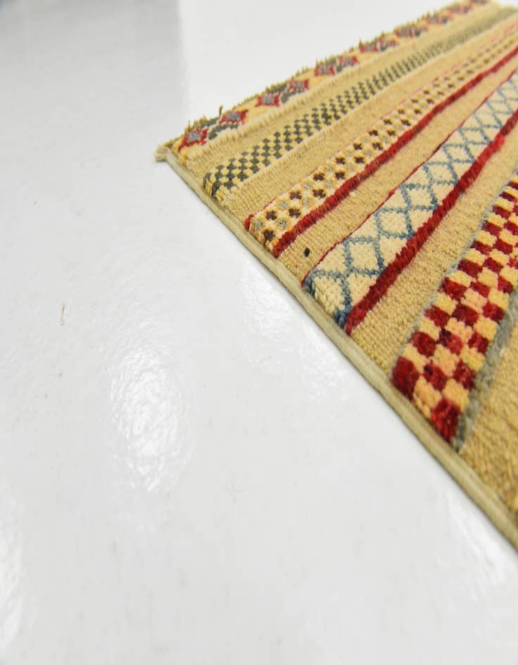 Detail image of  2' 8 x 4' 2  Hand Knotted Modern Ziegler Rug