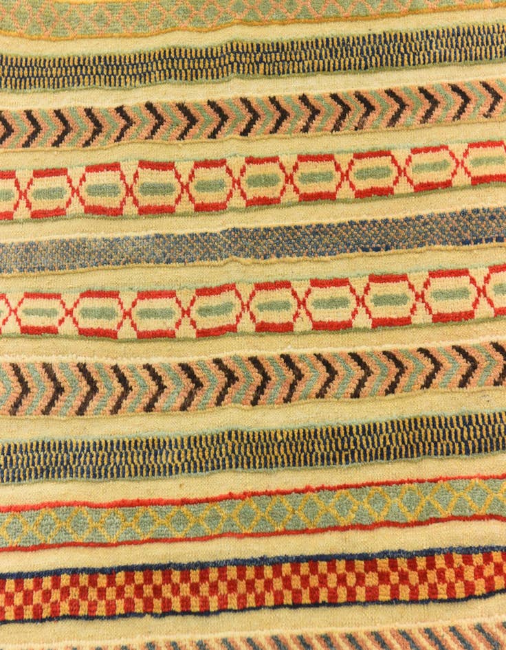 Detail image of  3' 6 x 5' 9  Hand Knotted Modern Ziegler Rug