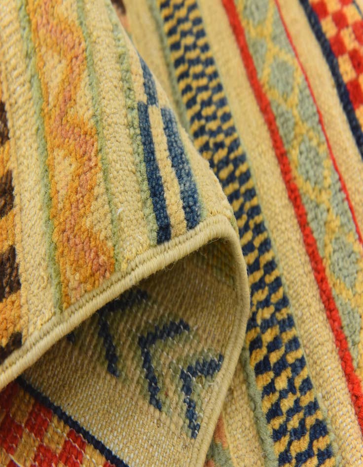 Detail image of  3' 6 x 5' 9  Hand Knotted Modern Ziegler Rug