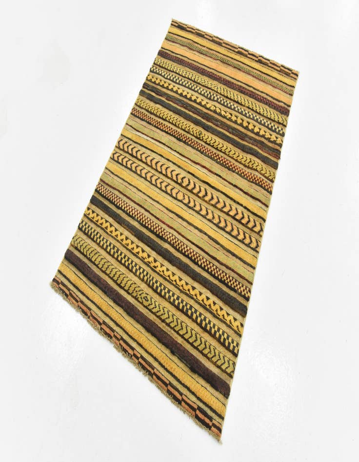 Detail image of  3' 3 x 4' 10  Hand Knotted Modern Ziegler Rug