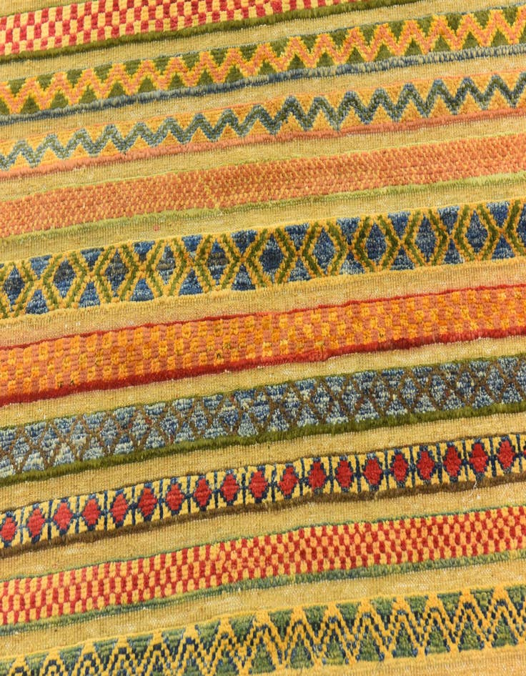 Detail image of  3' 3 x 5'  Hand Knotted Modern Ziegler Rug