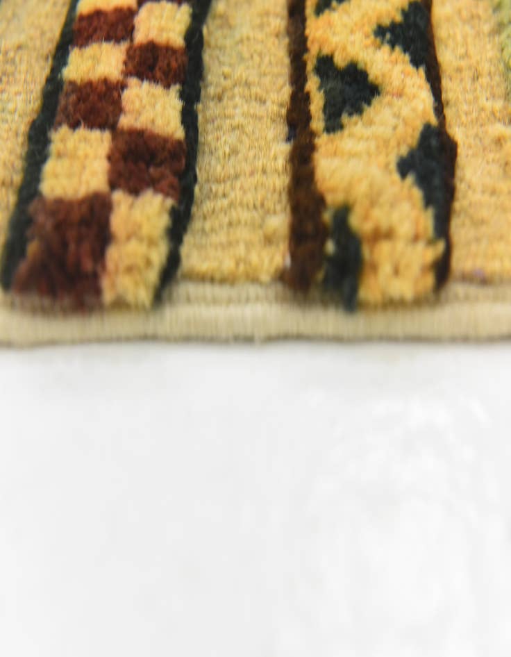 Detail image of  3' 4 x 4' 7  Hand Knotted Modern Ziegler Rug