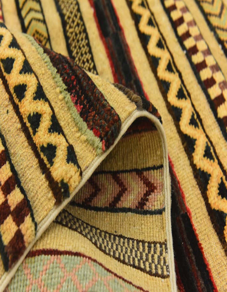 Detail image of  3' 4 x 4' 7  Hand Knotted Modern Ziegler Rug