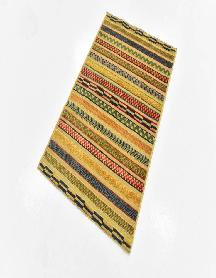 Detail image of  2' 8 x 4'  Hand Knotted Modern Ziegler Rug