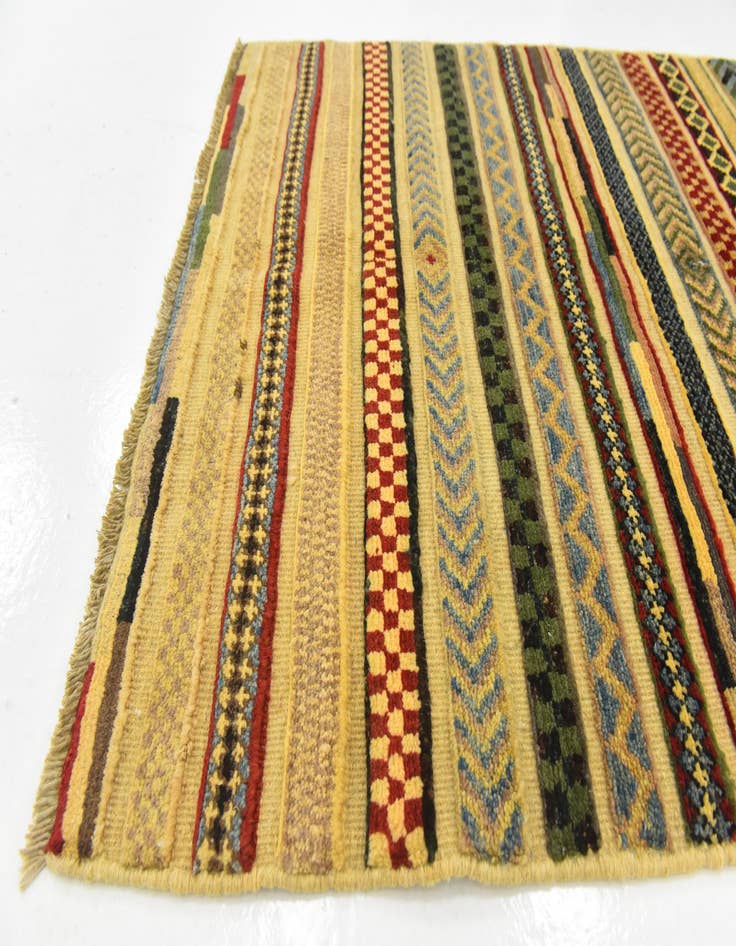 Detail image of  2' 7 x 3' 11  Hand Knotted Modern Ziegler Rug