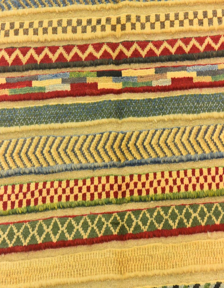 Detail image of  2' 9 x 4'  Hand Knotted Modern Ziegler Rug