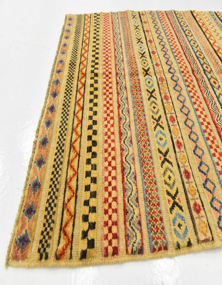 Detail image of  2' 8 x 4'  Hand Knotted Modern Ziegler Rug