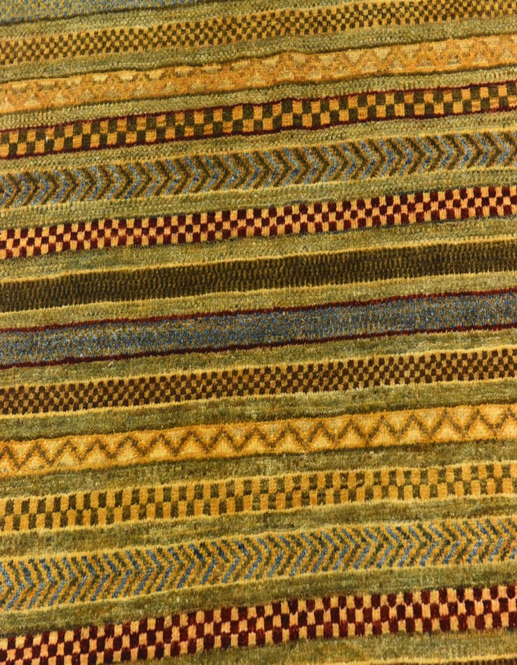 Detail image of  4' 1 x 5' 11  Hand Knotted Modern Ziegler Rug