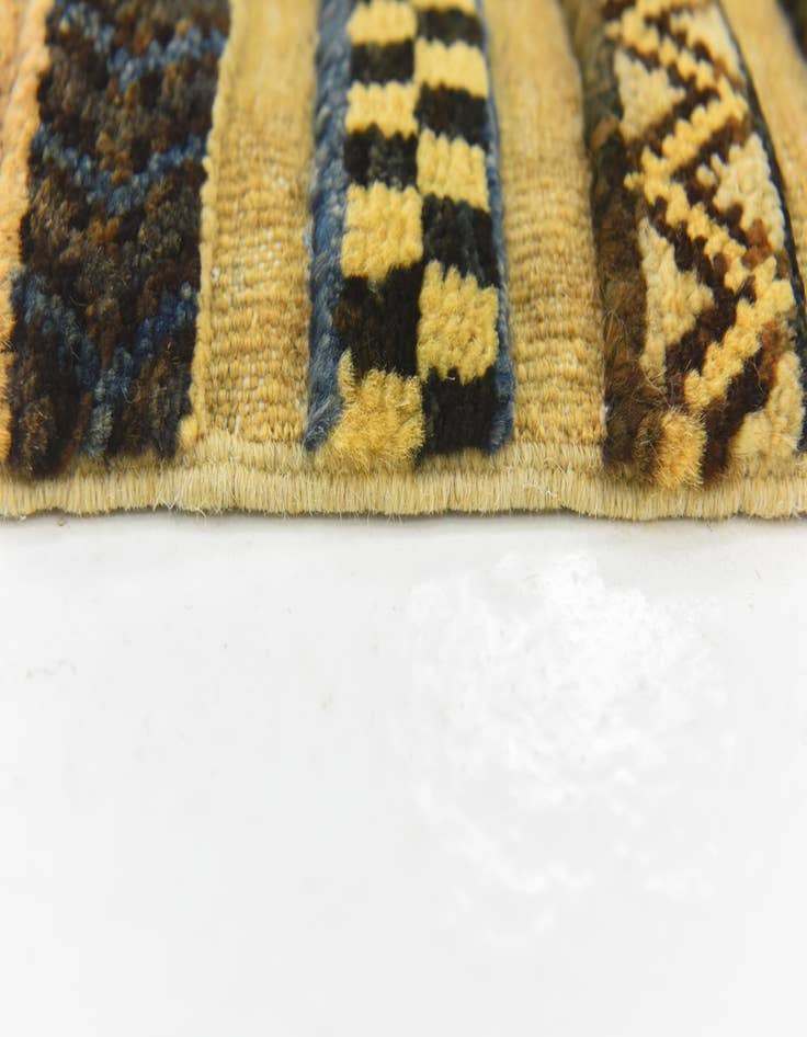 Detail image of  4' x 6' 4  Hand Knotted Modern Ziegler Rug