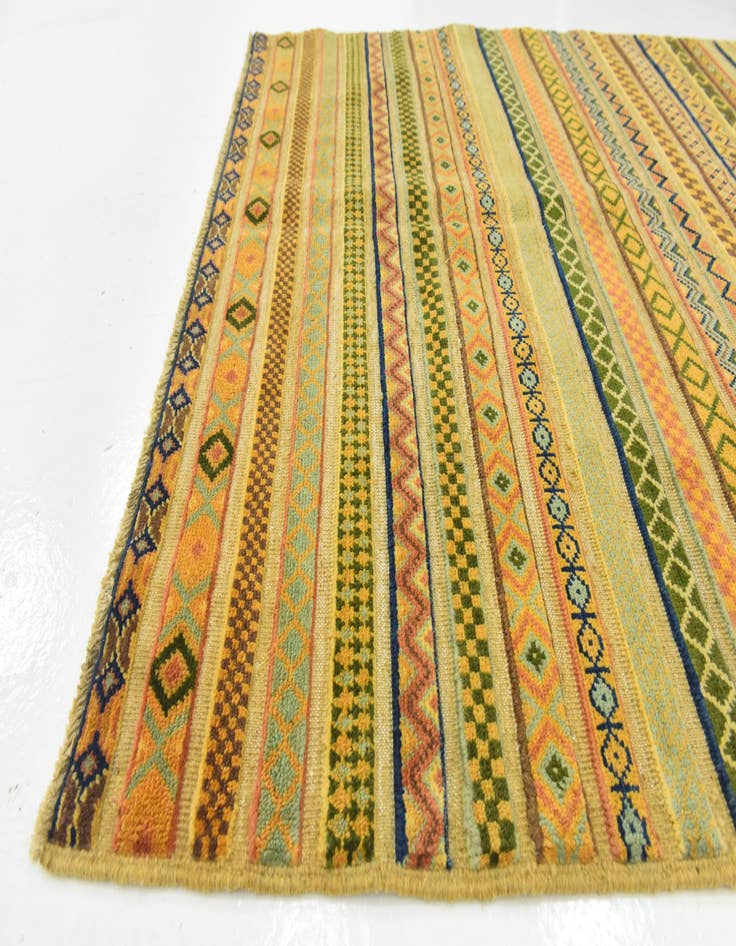 Detail image of  3' 10 x 6' 1  Hand Knotted Modern Ziegler Rug