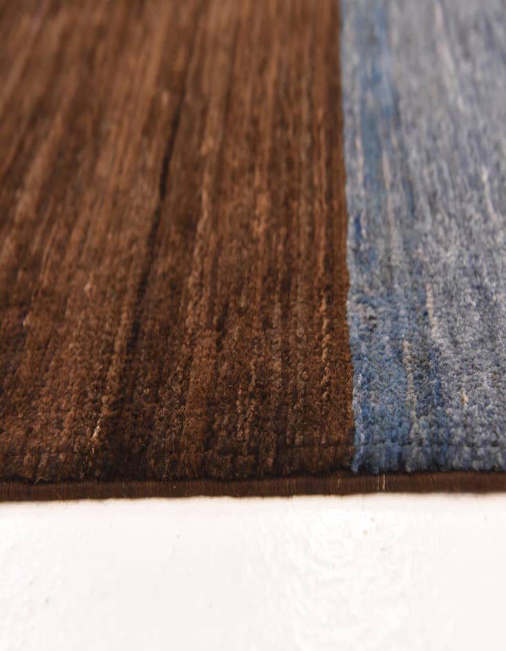 Detail image of  6' 8 x 9' 6  Hand Knotted Modern Ziegler Rug