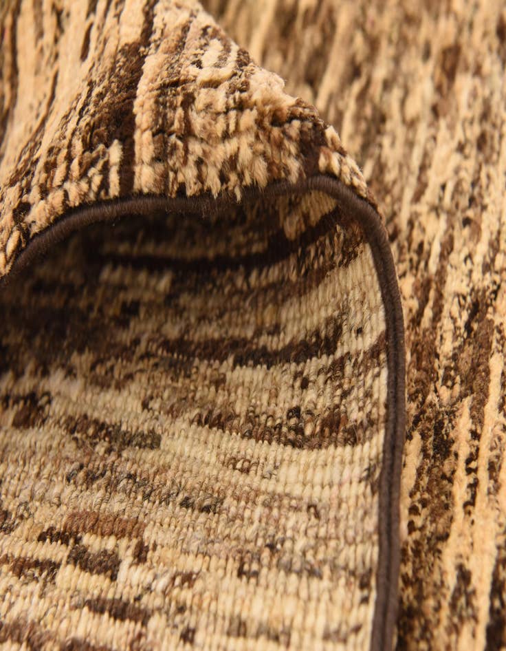 Detail image of  6' 1 x 9'  Hand Knotted Modern Ziegler Rug