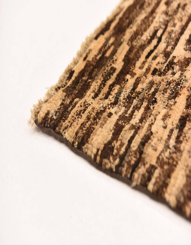 Detail image of  6' 1 x 9'  Hand Knotted Modern Ziegler Rug