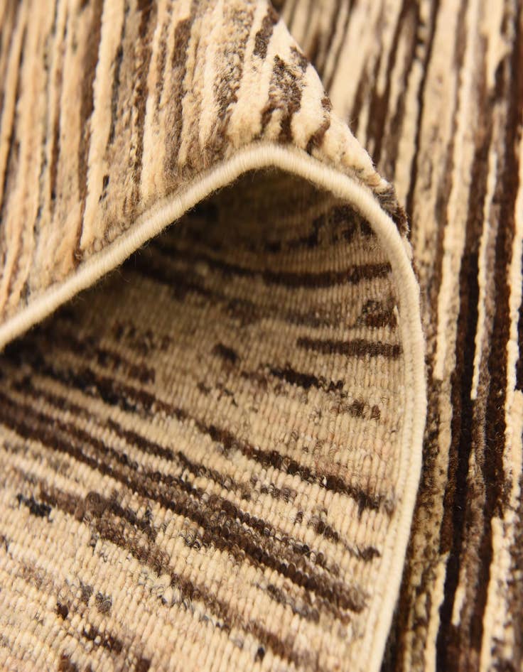 Detail image of  8' 3 x 9' 6  Hand Knotted Modern Ziegler Rug