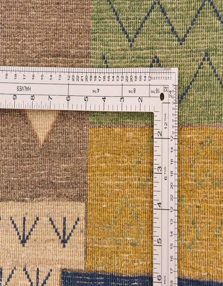 Detail image of  6' 5 x 9' 6  Hand Knotted Modern Ziegler Rug