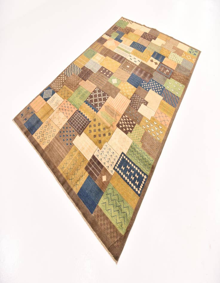 Detail image of  6' 5 x 9' 6  Hand Knotted Modern Ziegler Rug