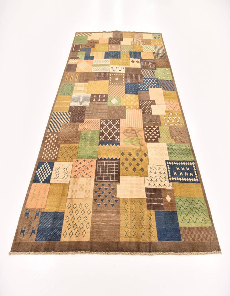 Detail image of  6' 5 x 9' 6  Hand Knotted Modern Ziegler Rug