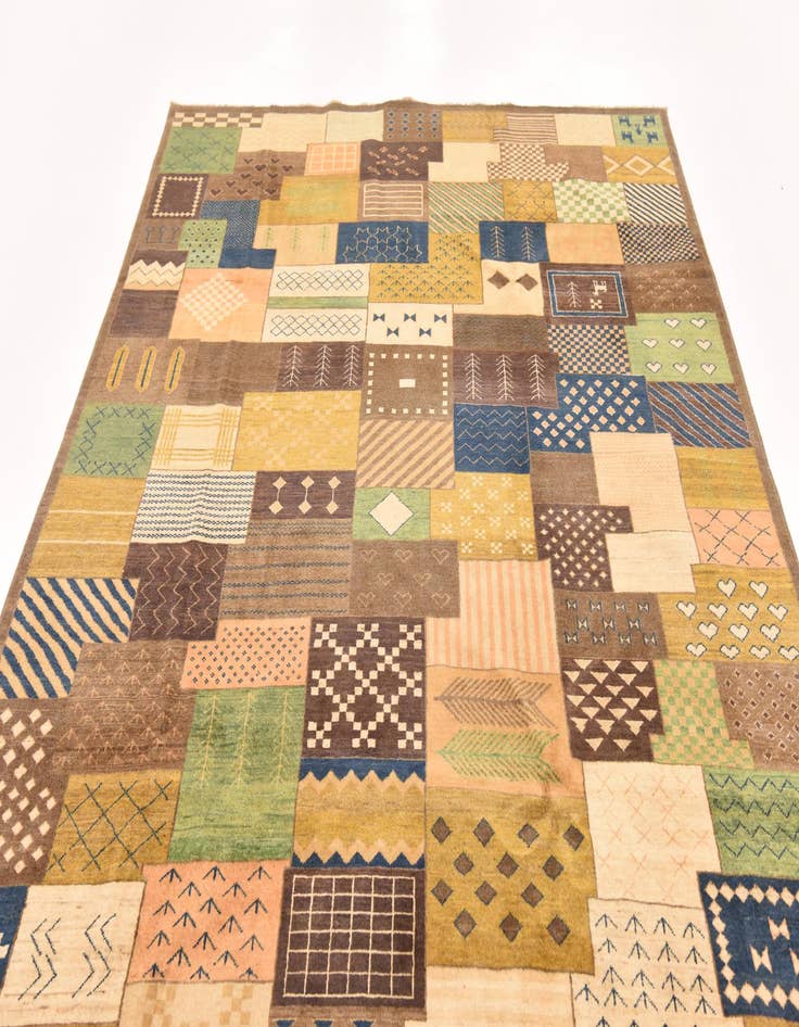 Detail image of  6' 5 x 9' 6  Hand Knotted Modern Ziegler Rug