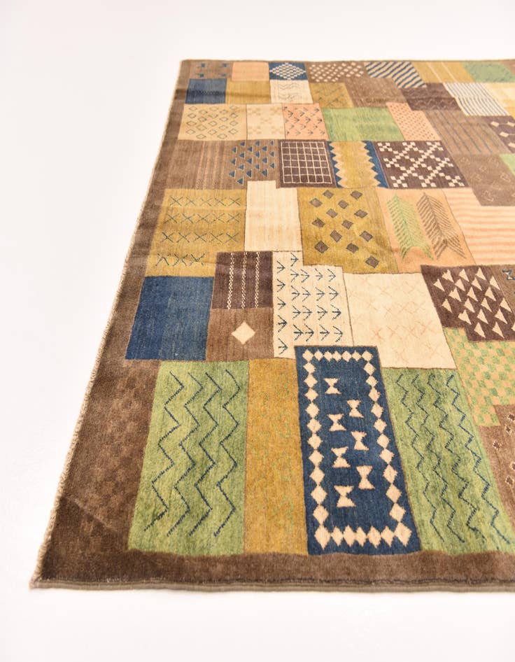 Detail image of  6' 5 x 9' 6  Hand Knotted Modern Ziegler Rug