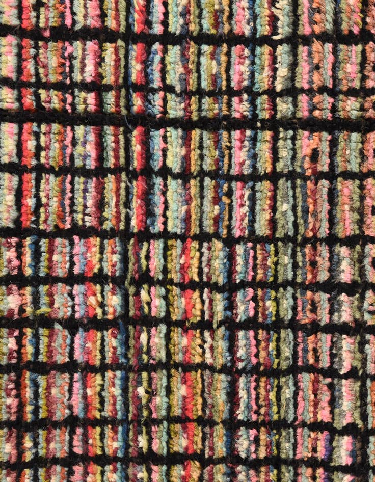 Detail image of  2' 9 x 5' 5  Hand Knotted Modern Ziegler Rug