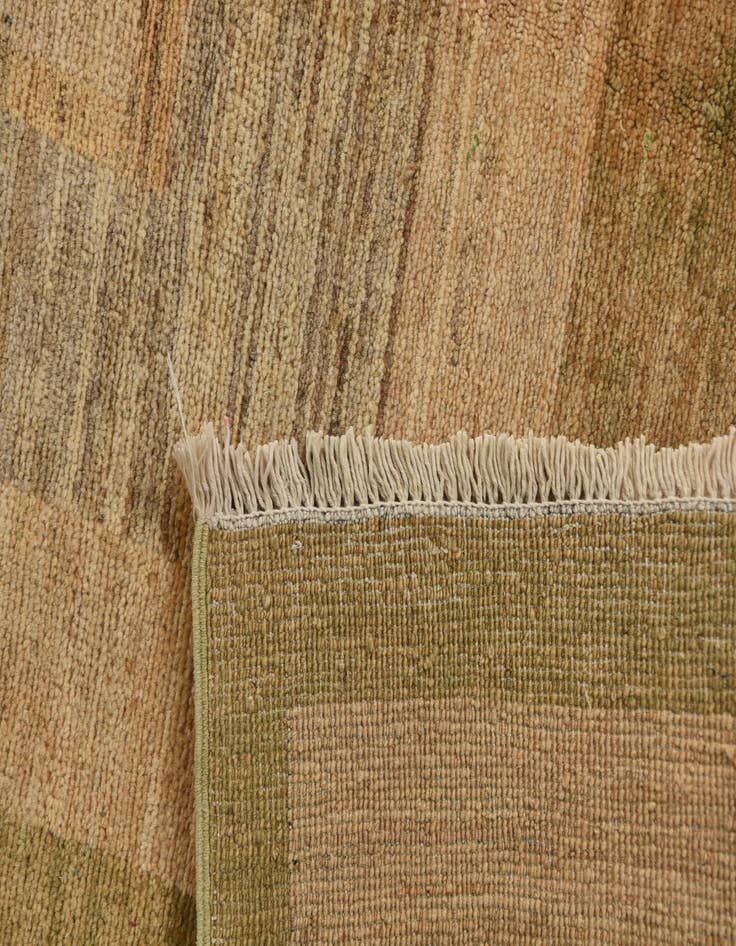 Detail image of  4' x 6'  Hand Knotted Modern Ziegler Rug