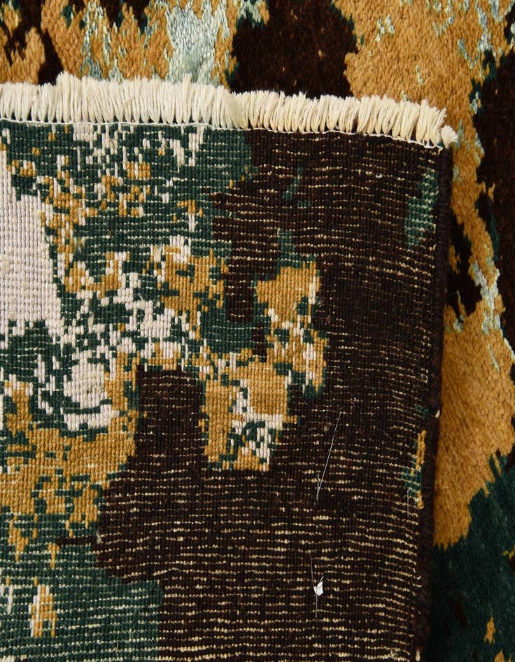 Detail image of  4' 1 x 6'  Hand Knotted Modern Ziegler Rug