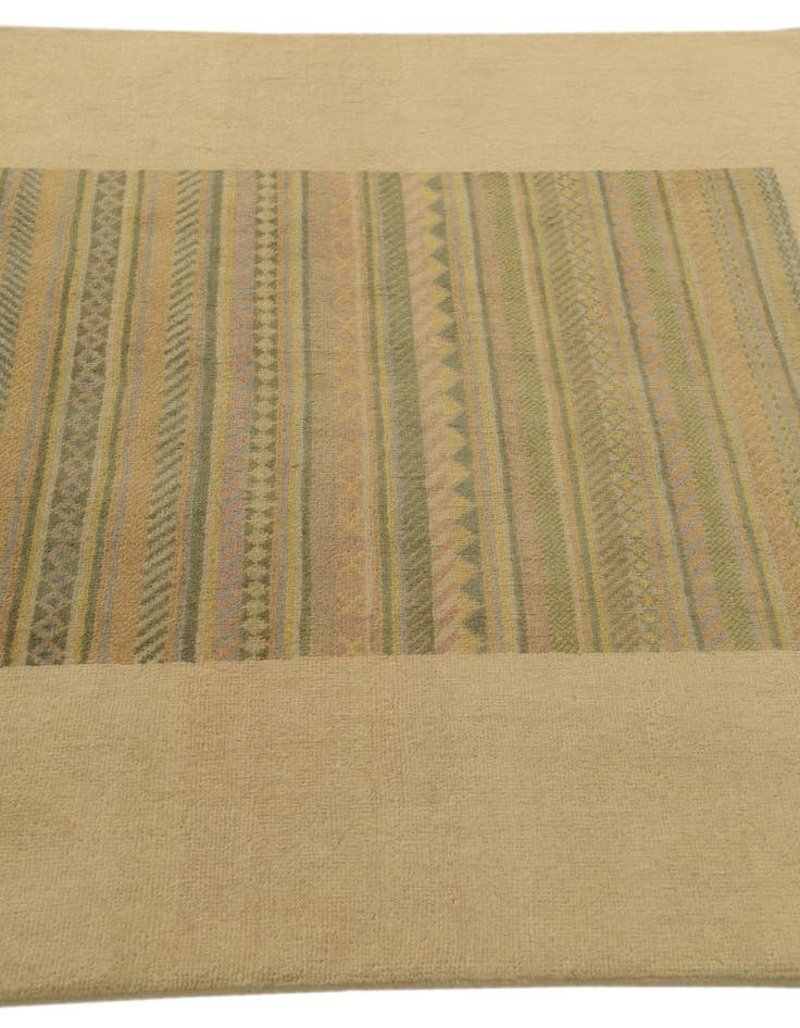 Detail image of  4' 2 x 6' 2  Hand Knotted Modern Ziegler Rug