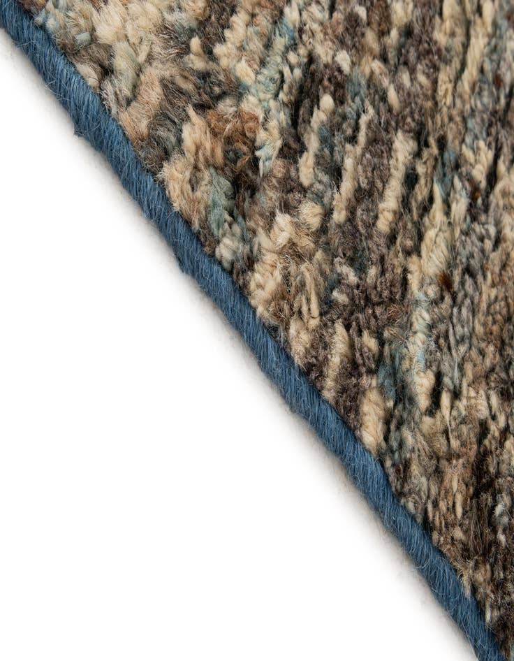 Detail image of  4' 10 x 6' 9  Hand Knotted Moroccan Wool Rug