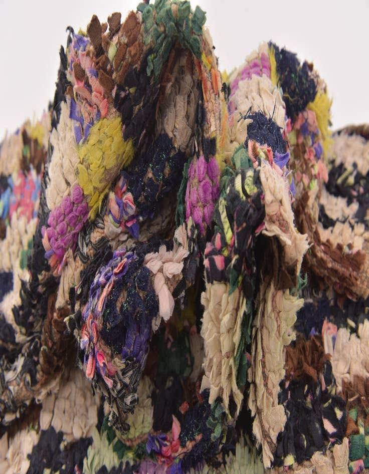 Detail image of  4' 9 x 6' 2  Hand Knotted Moroccan Rug