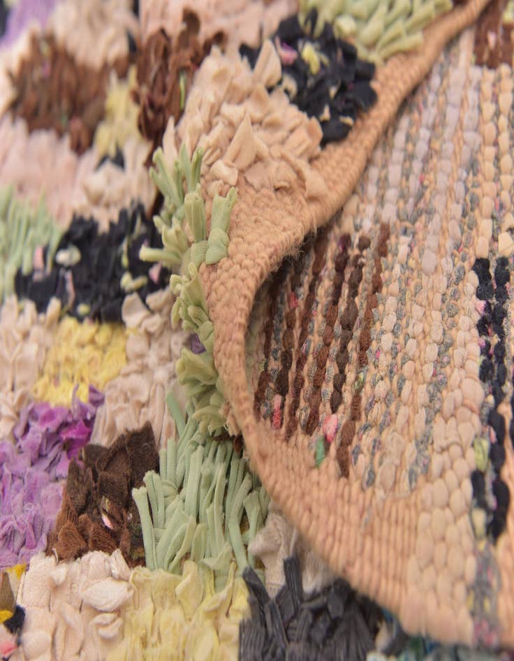 Detail image of  4' 9 x 6' 2  Hand Knotted Moroccan Rug