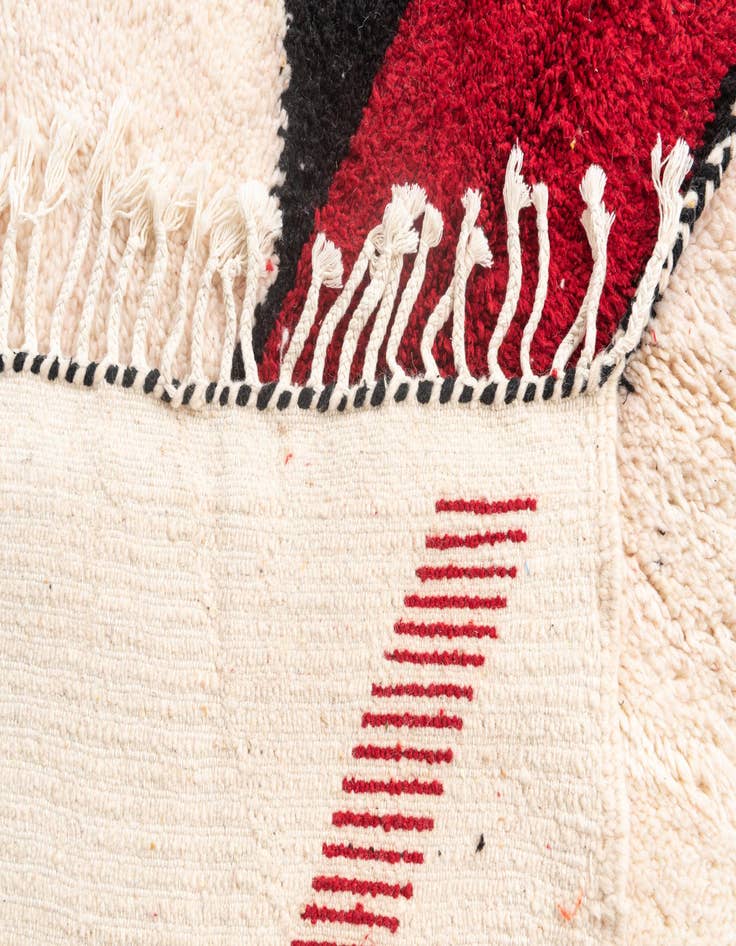 Detail image of  5' x 7' 8  Hand Knotted Moroccan Wool Rug