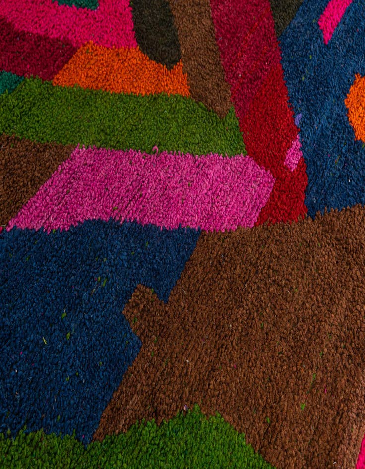 Detail image of  6' 8 x 9' 2  Hand Knotted Moroccan Wool Rug